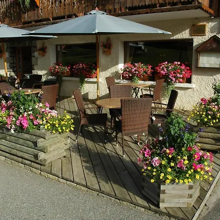 Le Caprice Des Neiges Hotel 3*