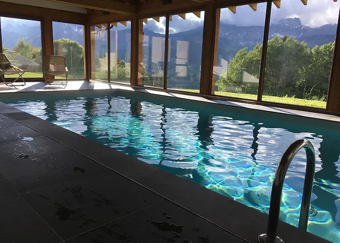 Le Caprice Des Neiges Otel 3*